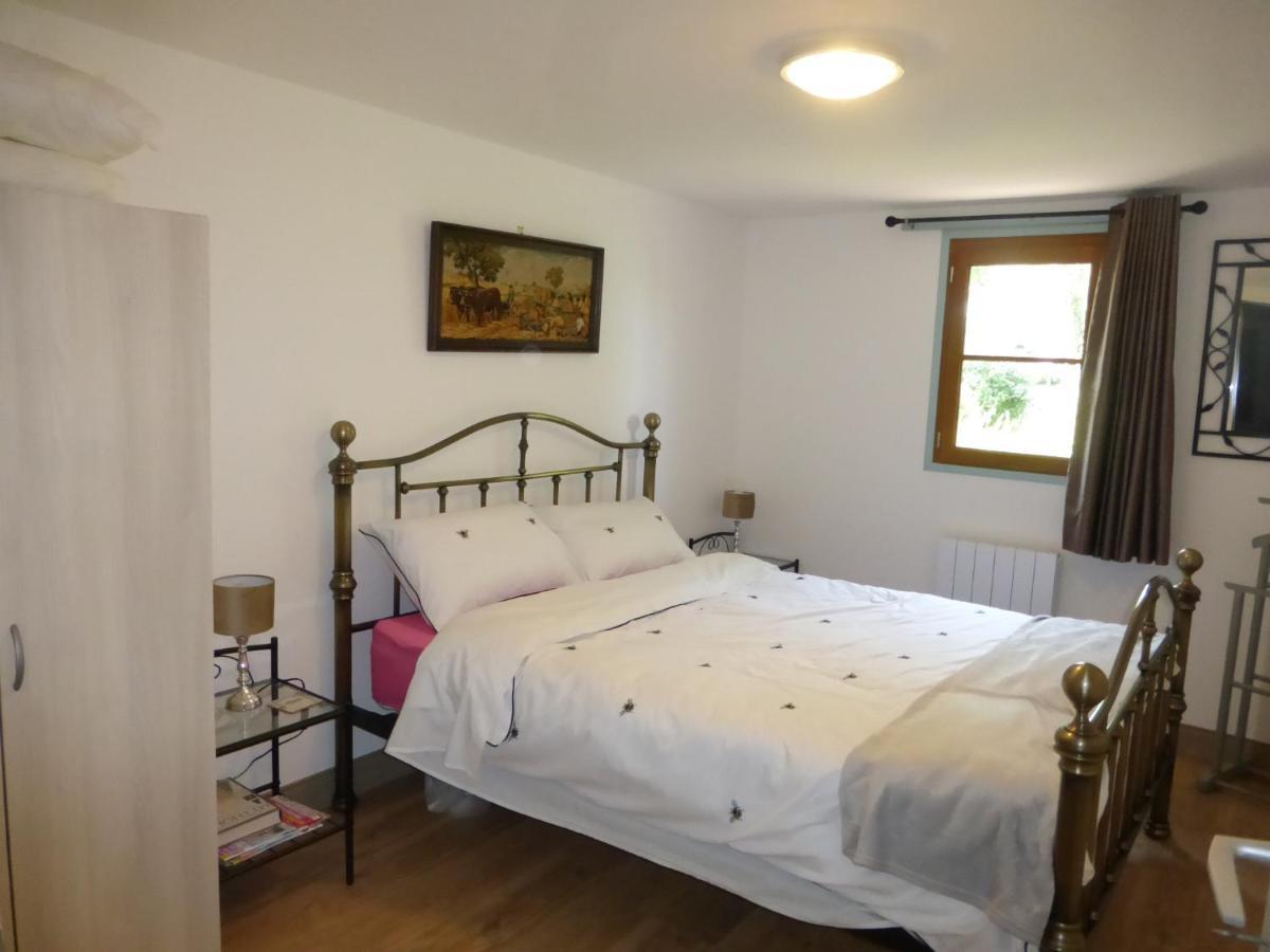 Chez Kate Bed & Breakfast Charroux  Luaran gambar